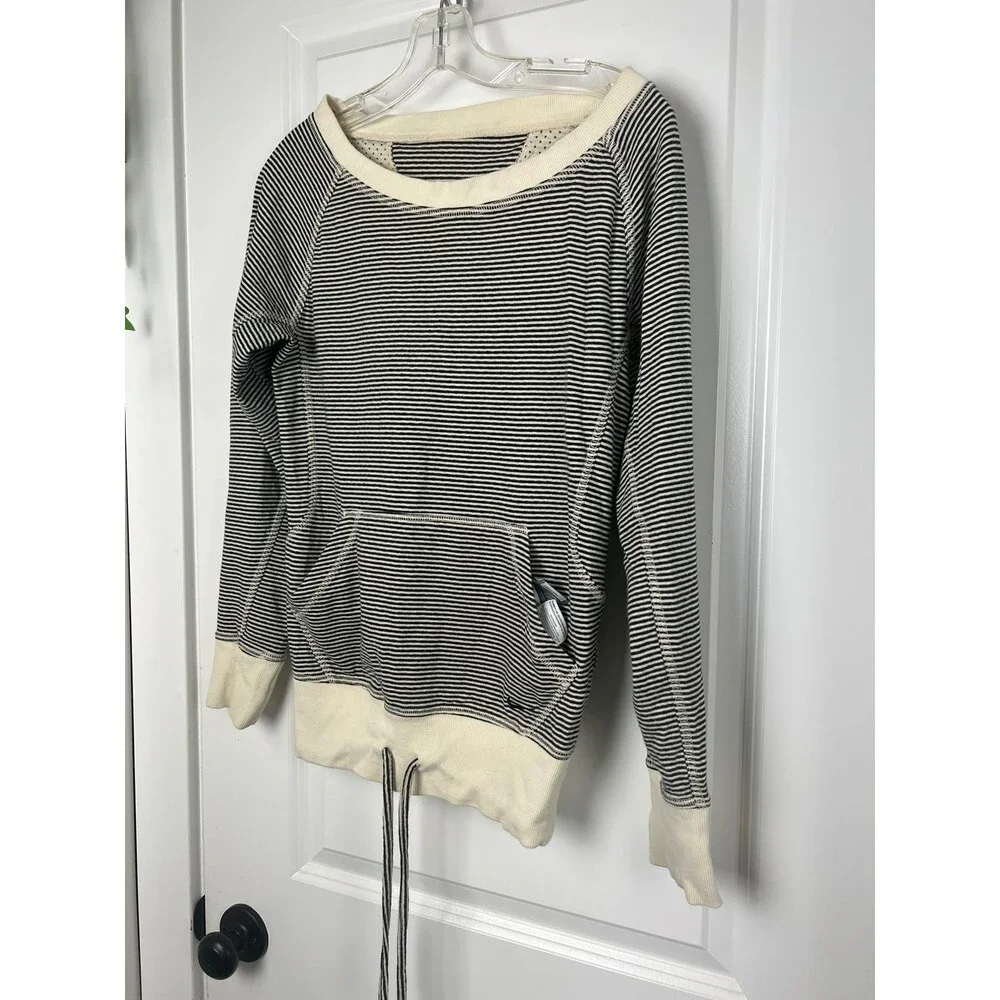 Nike fit sweater